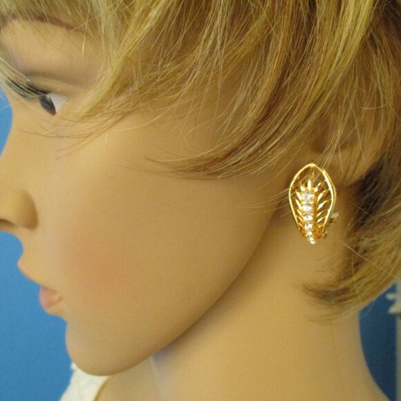 ESTATE STYLE Rhinestone Gold Brooch Earrings Set ~ VINTAGE Gold Plate Rhinestone - Picture 6 of 15